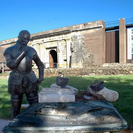 1104 Port Canigo